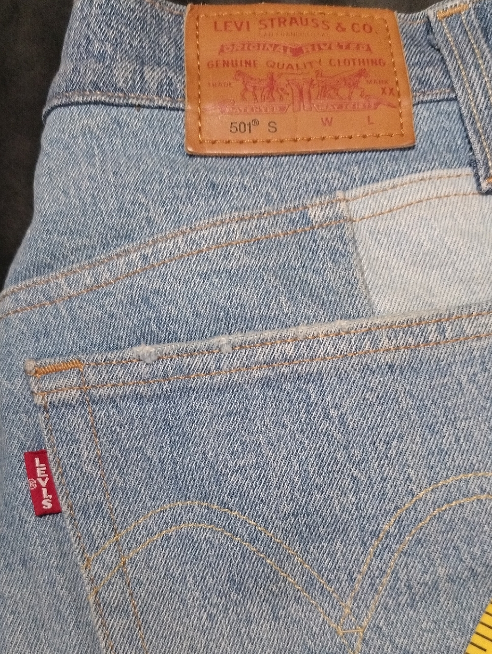 EUC Big E 501 Levi's Two-Tone Blue Patchwork Straight Button y2k Jeans - 26X26 - Picture 6 of 7